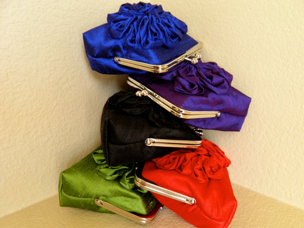 The dupioni silk clutches come in many colors!